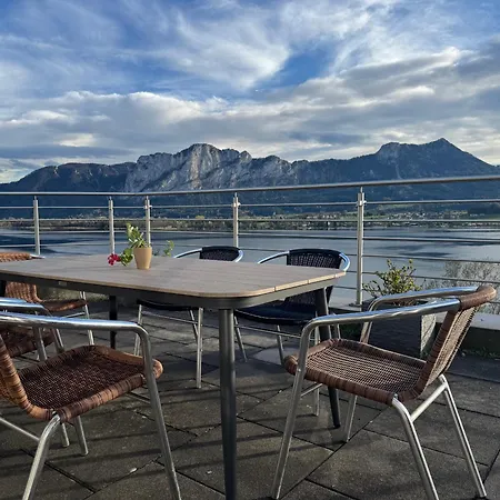 Mondseepanorama Apartmán *