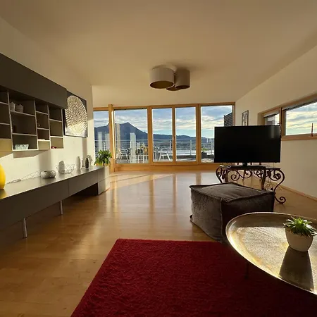 Mondseepanorama * Tiefgraben